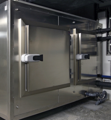 REBATED / OVERLAP HINGED HATCHES
